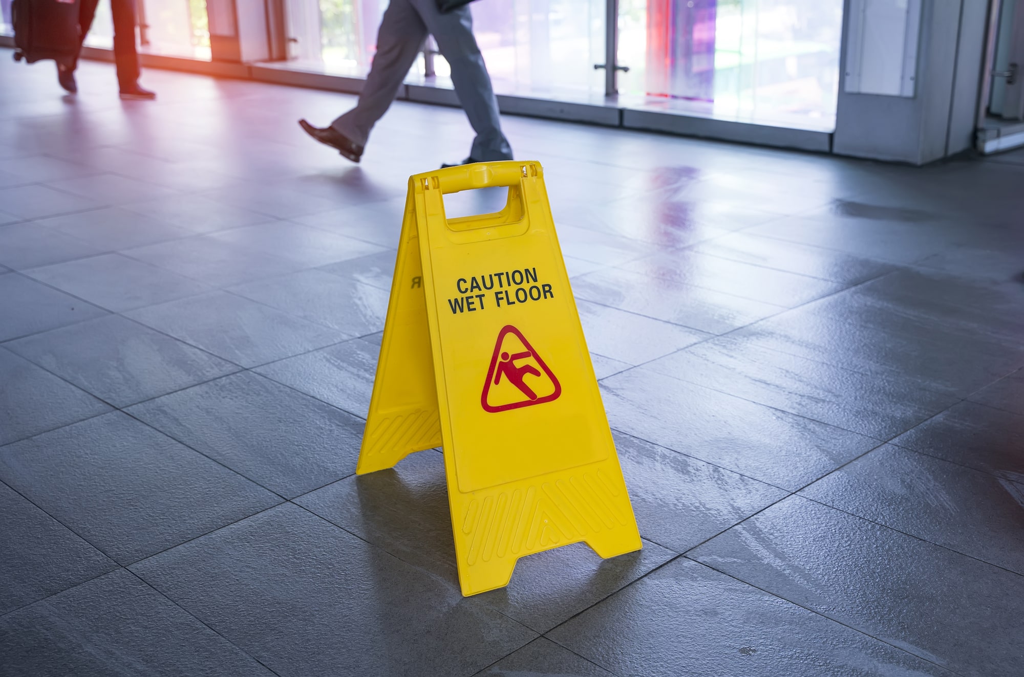 Read more about the article Why It’s Helpful To Hire A Slip And Fall Lawyer